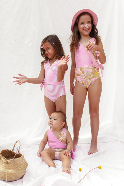 Three different ages wear Girl’s Bermuda swimsuit